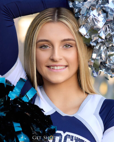 high school senior picture of a cheerleader